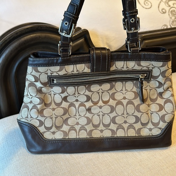 Authentic Coach Purse - Like New - Picture 5 of 7